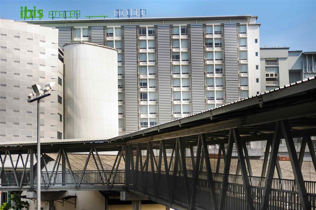 Ibis Styles Kuala Lumpur Fraser Business Park Exterior foto